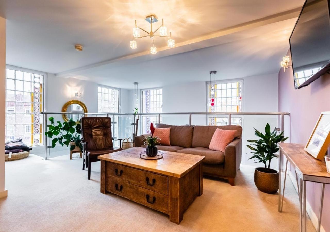 Lux Duplex Apartment 19Th Century Chapel Wakefield Centre 外观 照片